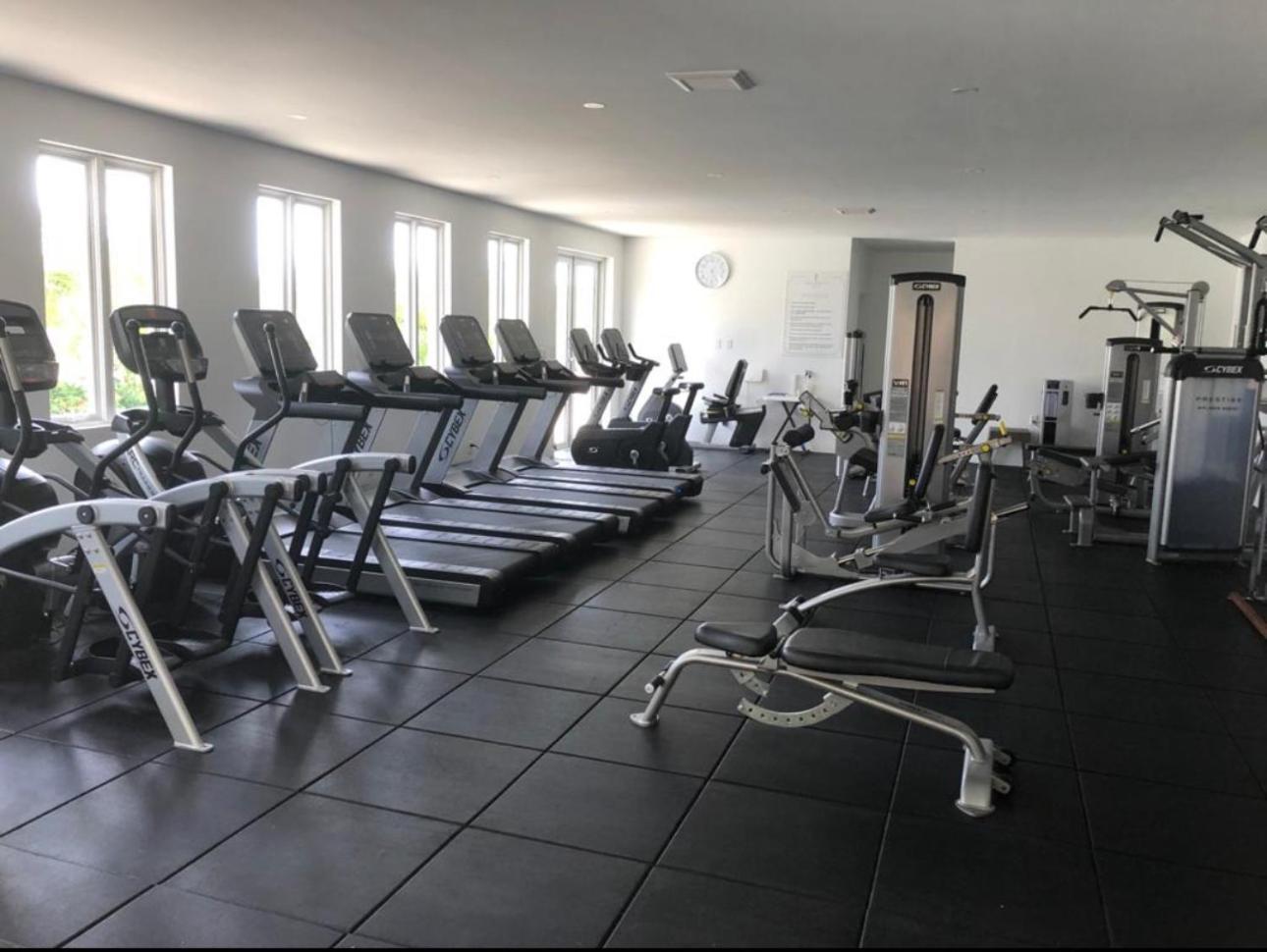 Westmoreland Hills - Mount Standfast - St James - Full Gym Membership Saint James Dış mekan fotoğraf